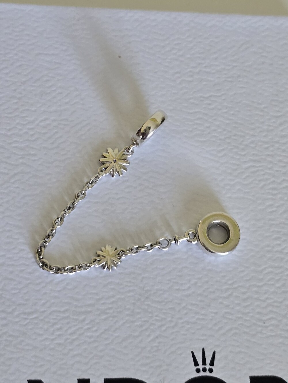 Pandora Moments Sterling Silver Daisy Safety Chain With Clear CZ - Picture 13 of 16